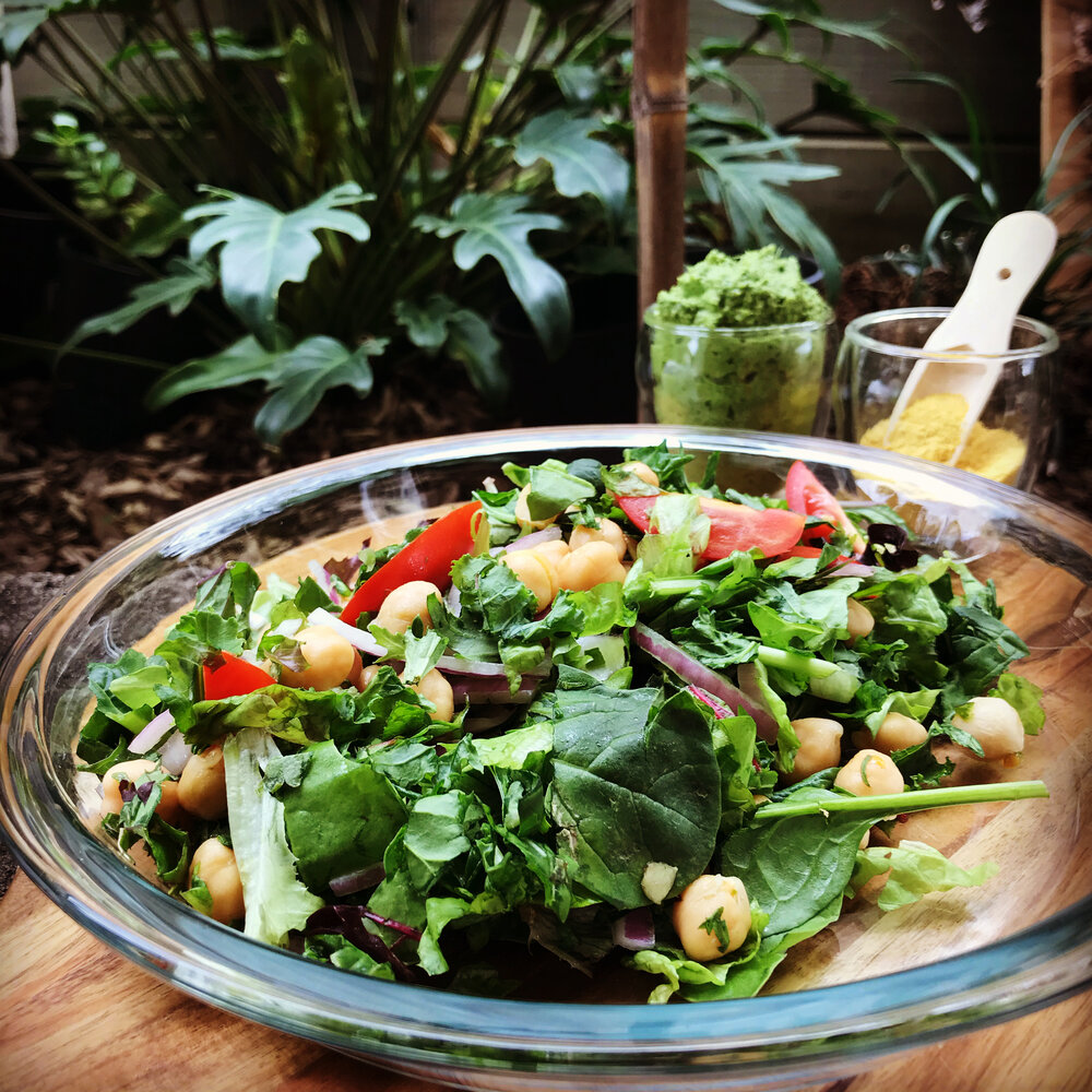 chickpea+salad+and+broc+topper